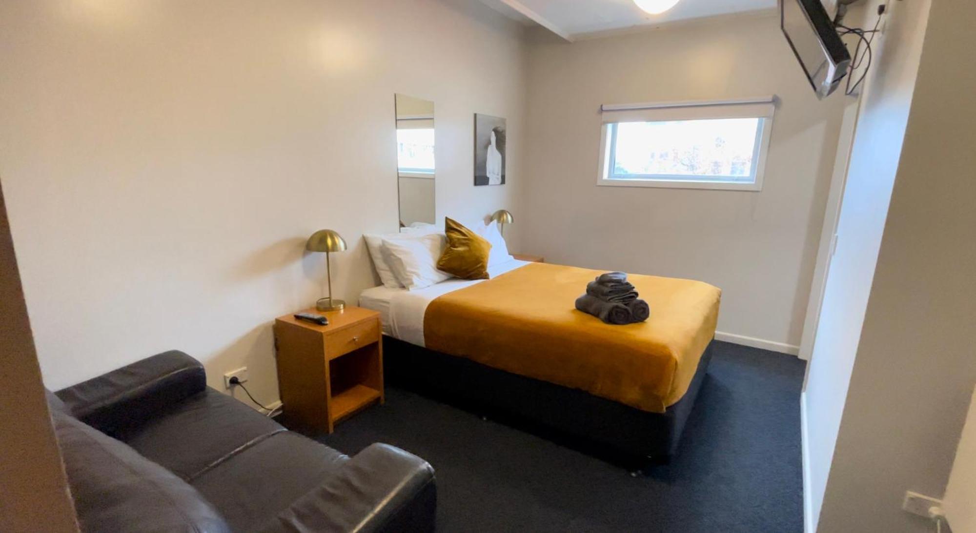 Tuatara Lodge Invercargill Bagian luar foto