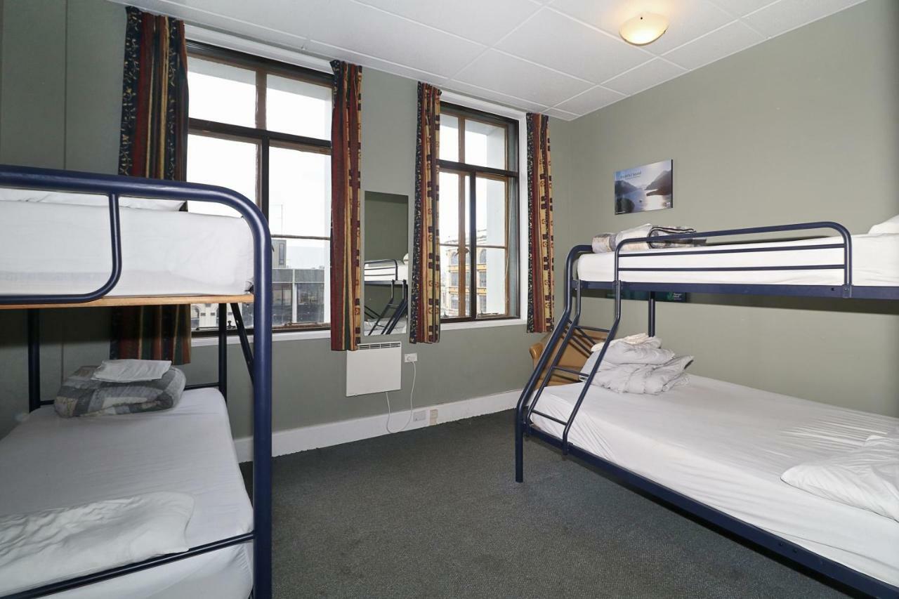 Tuatara Lodge Invercargill Bagian luar foto