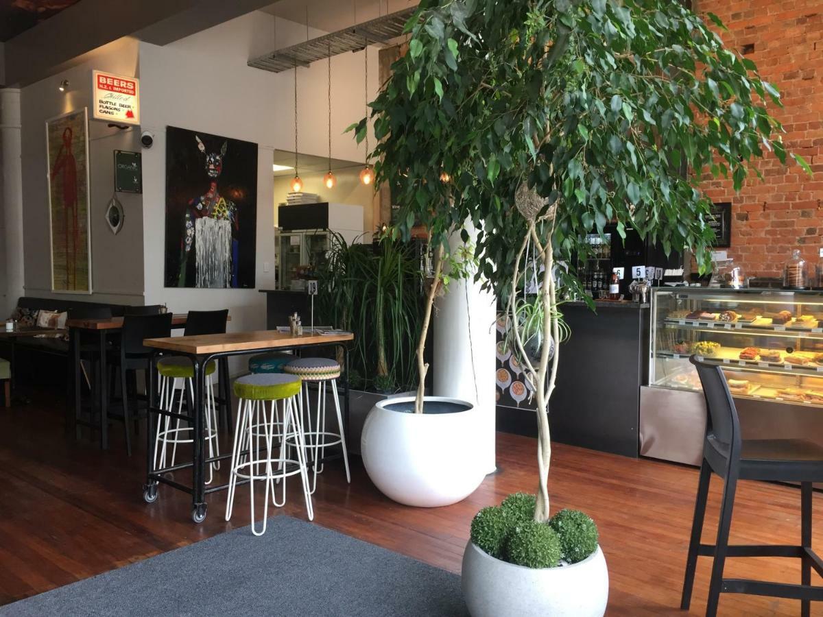 Tuatara Lodge Invercargill Bagian luar foto